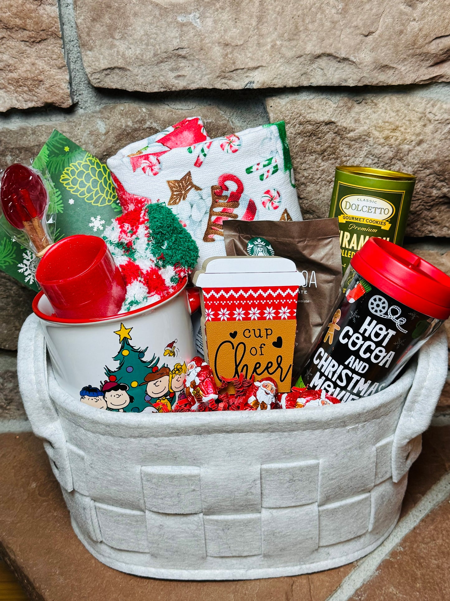 Christmas Peanuts Cup of Cheer Gift Basket